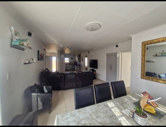 3 BEDROOM TOWNHOUSE TO LET IN PARKRAND